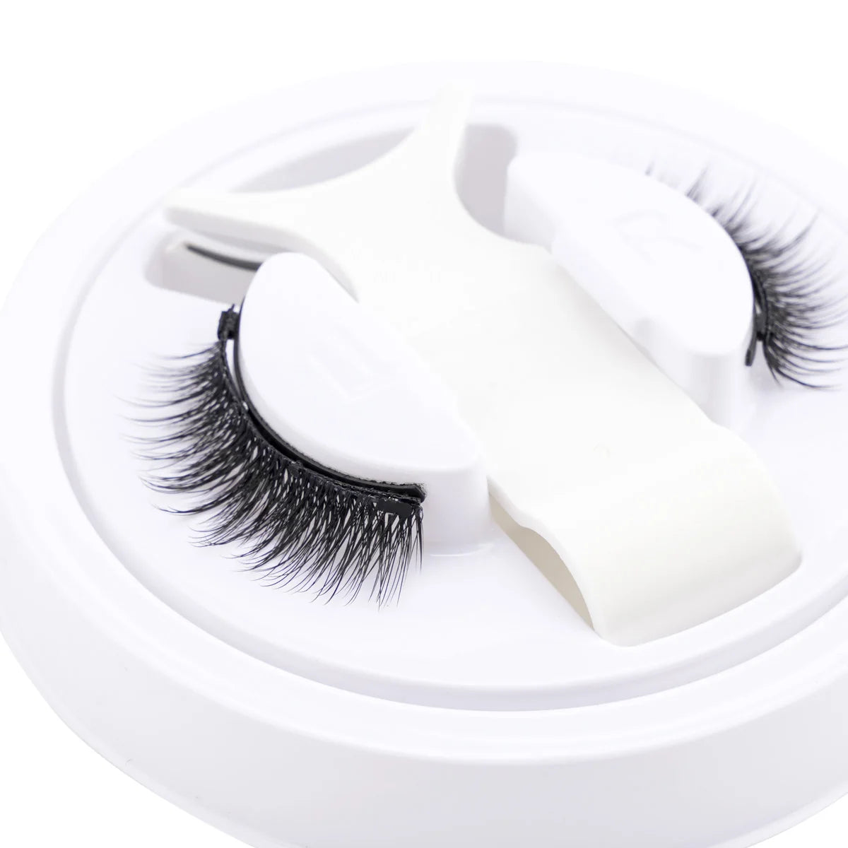 Magnetic Eyelashes No Glue Needed Reusable Natural Look 3D Faux Mink Lashes Easy Apply Magnetic Lashes Set for Eye Makeup Tool