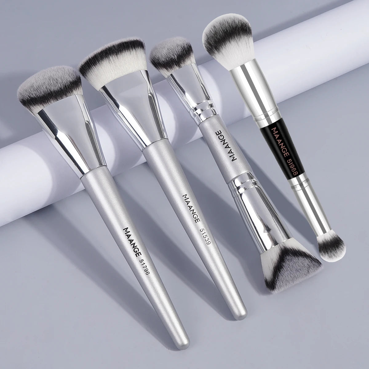 MAANGE 4pcs Makeup Brushes 2pcs Dual-ended Concealing Blush Brushes 2pcs Flat Top Angled Foundation Brushes Kit for Gifts Girls