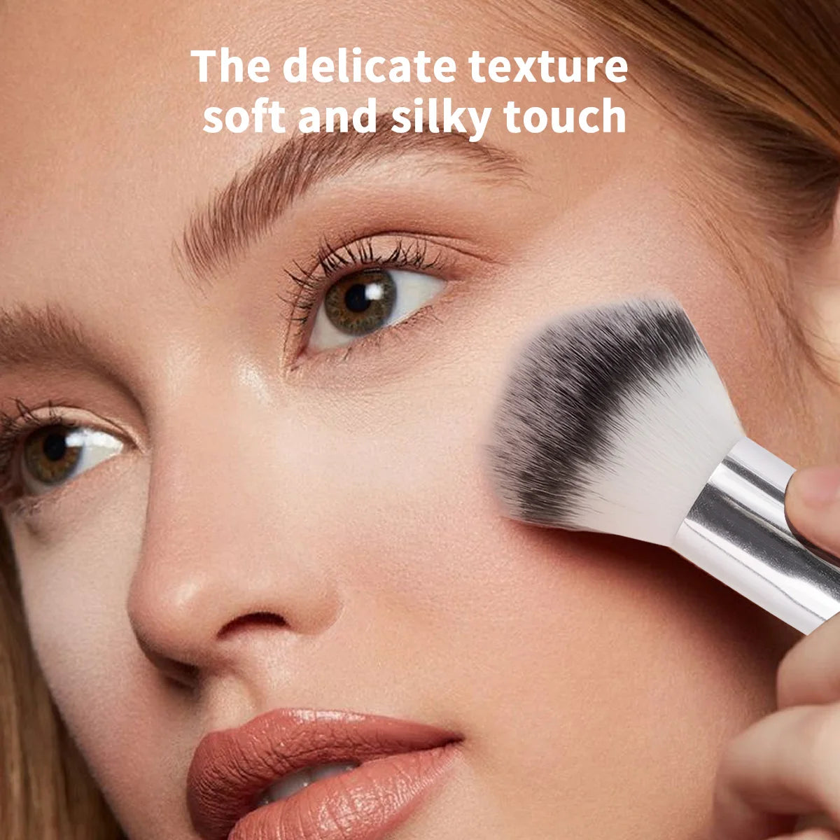 MAANGE 4pcs Makeup Brushes 2pcs Dual-ended Concealing Blush Brushes 2pcs Flat Top Angled Foundation Brushes Kit for Gifts Girls