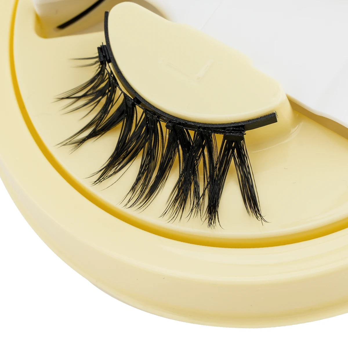 Magnetic Eyelashes No Glue Needed Reusable Natural Look 3D Faux Mink Lashes Easy Apply Magnetic Lashes Set for Eye Makeup Tool